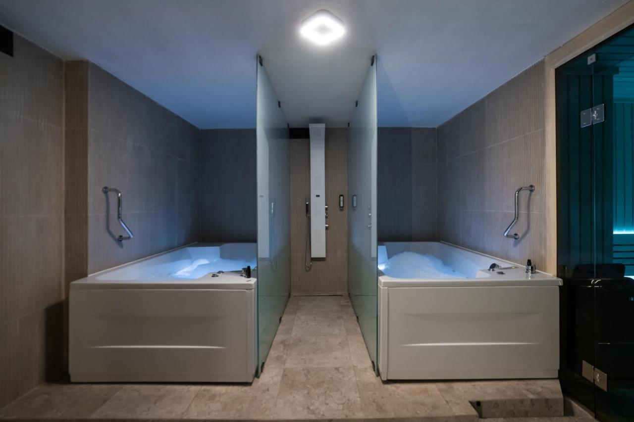 Emery Hotel Приштина Экстерьер фото