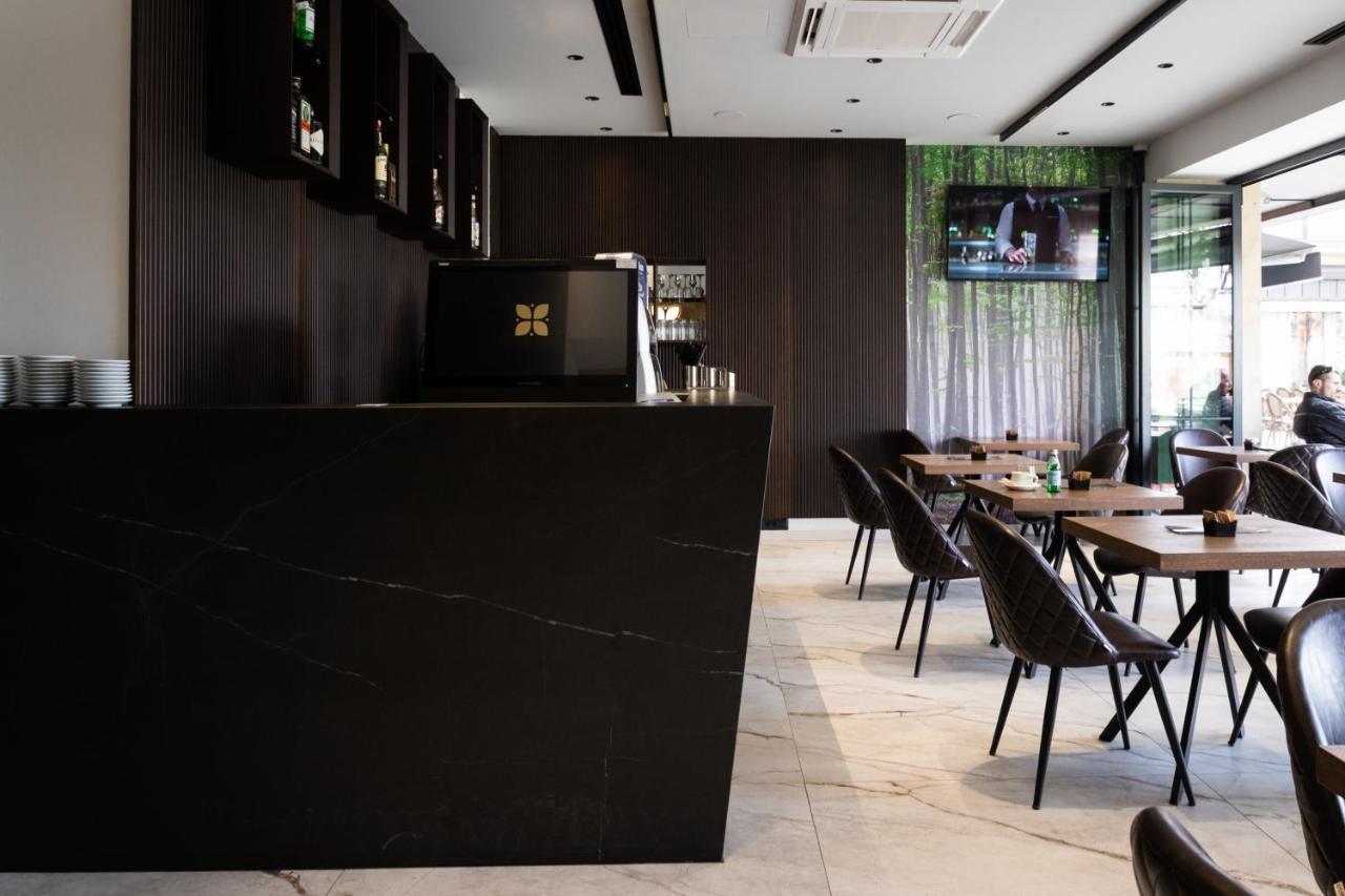 Emery Hotel Приштина Экстерьер фото